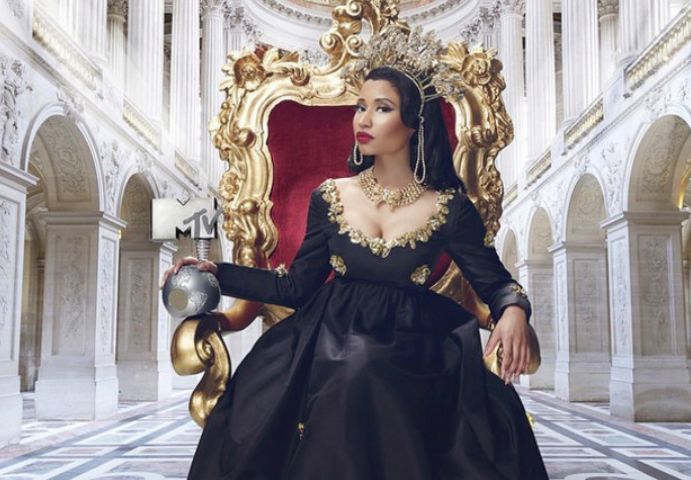 高级回归·这一届的说唱女皇仍是麻辣鸡