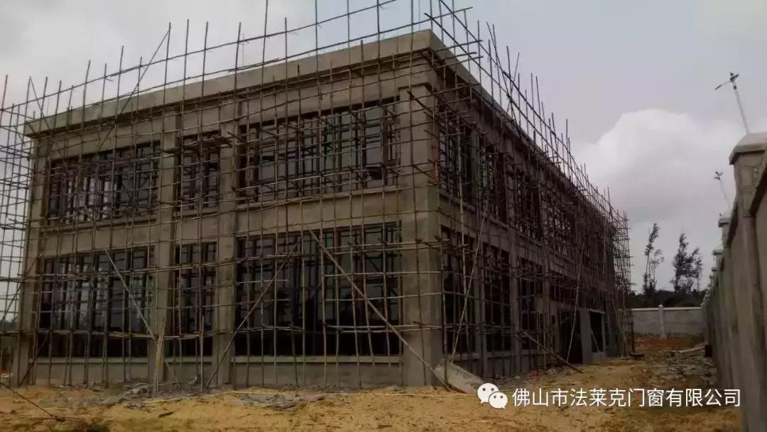 旧铝合金门窗如何安装更换密封条,铝合金门窗安装需要打膨胀螺丝吗