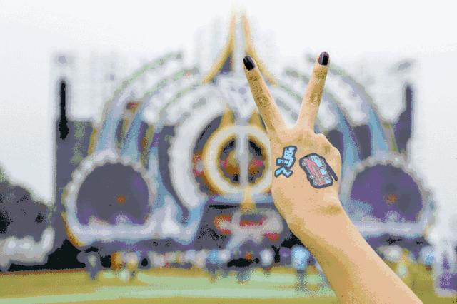 逆袭中的太平鸟，我被你圈粉了！