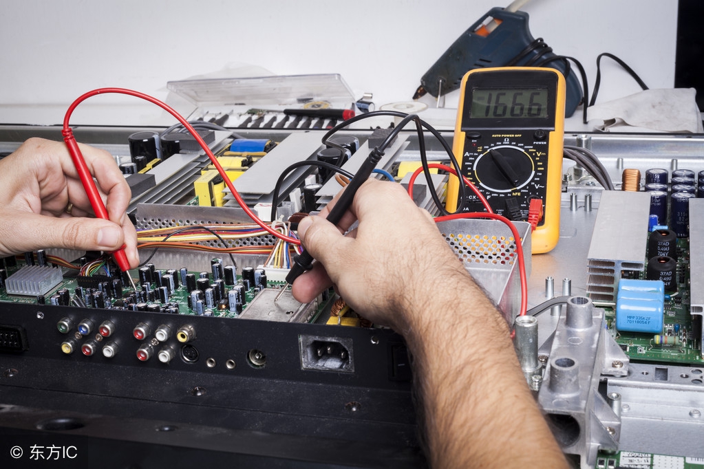 一般检测电容器好坏的视频,10伏1000uf电容器好坏