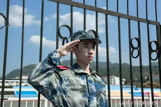 25项奖学金、网红餐厅、有咖啡厅的图书馆，这所高校新生太幸福！