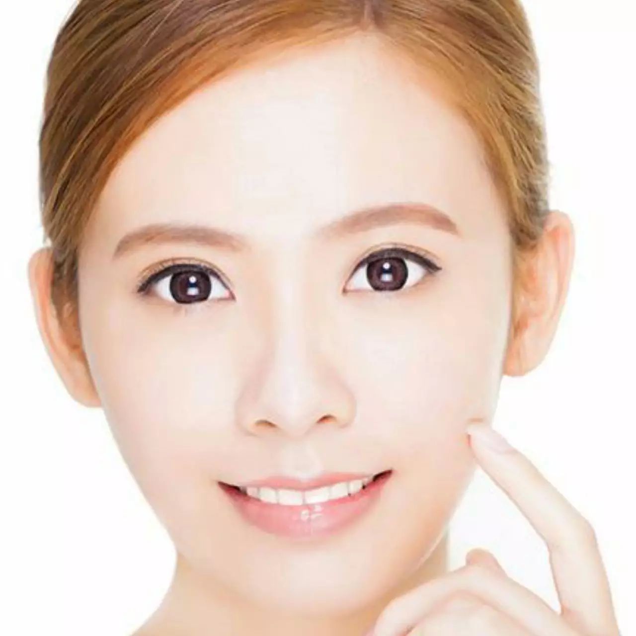 范冰冰佟丽娅红色礼服,范冰冰佟丽娅红毯造型