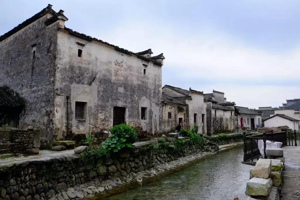 走进徽派建筑,走进黟县县城
