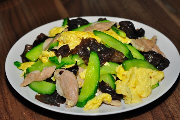 挑食跟拒绝进食的区别,挑食的人一般喜欢吃什么