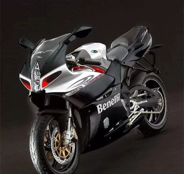 意大利最出名的几款跑车,意大利跑车排行榜前十名