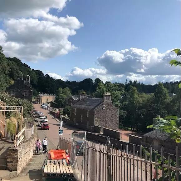 我到乌托邦鼻祖欧文的地盘上转了下，和英国人聊了聊