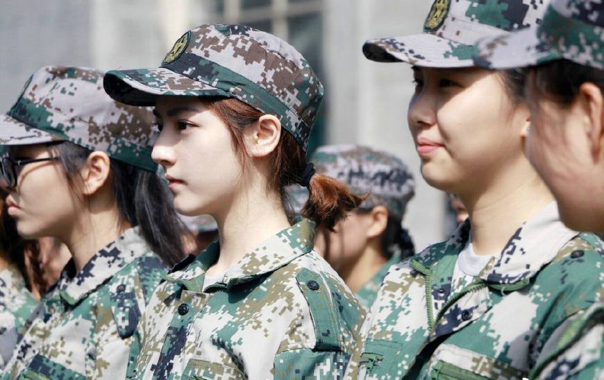 学生军训皮肤晒伤了怎么办,军训晒伤了怎么办才能快速恢复