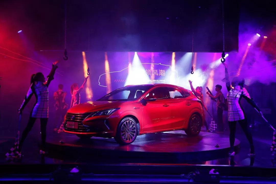 “吃定”年轻人，价格仅7.79万起，开在路上就能赚足回头率