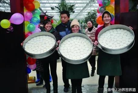 一句醉语知一个人，一杯冶荞品一座城