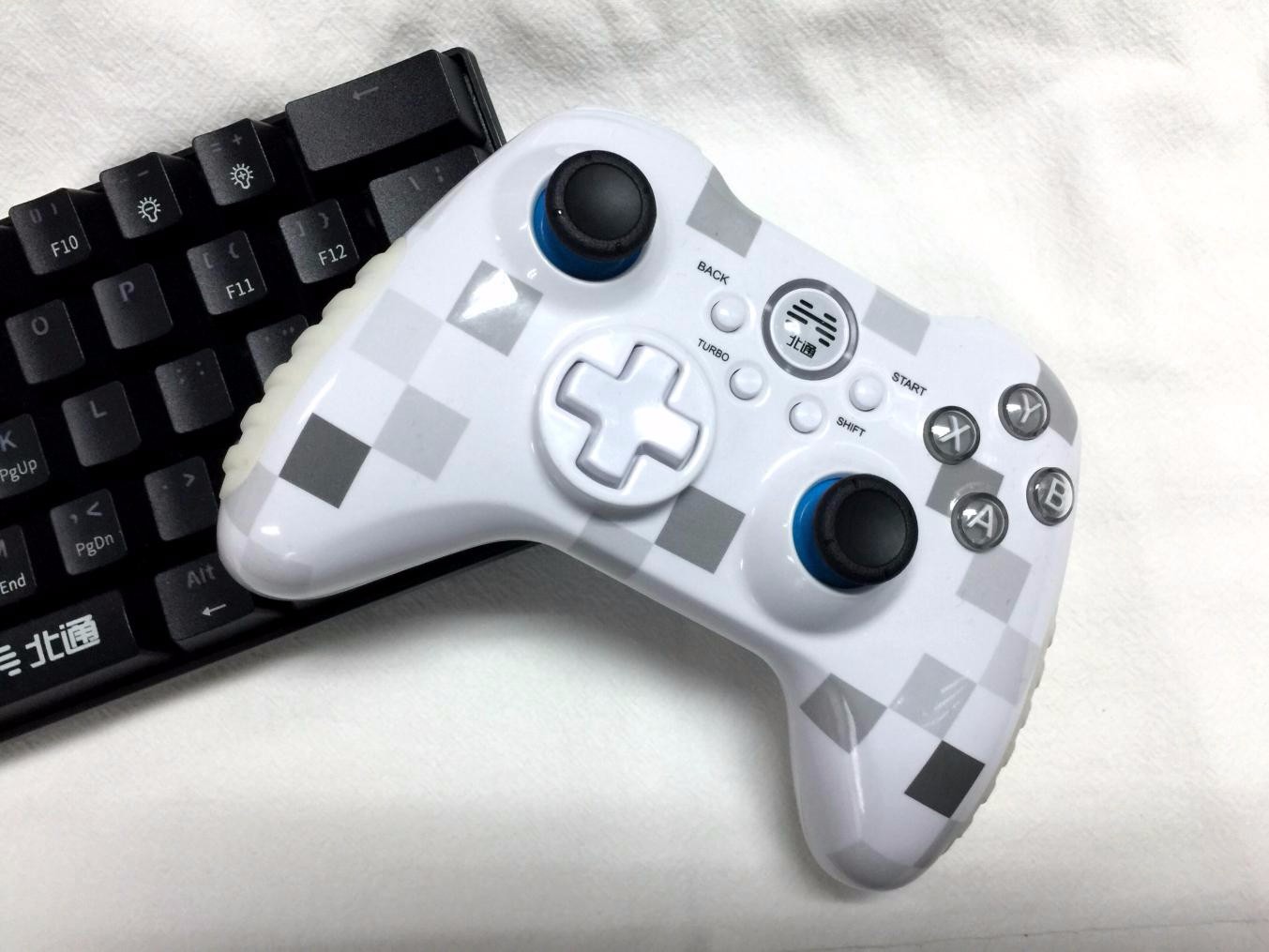 实况足球2019二过一操作,实况足球2019手柄操作