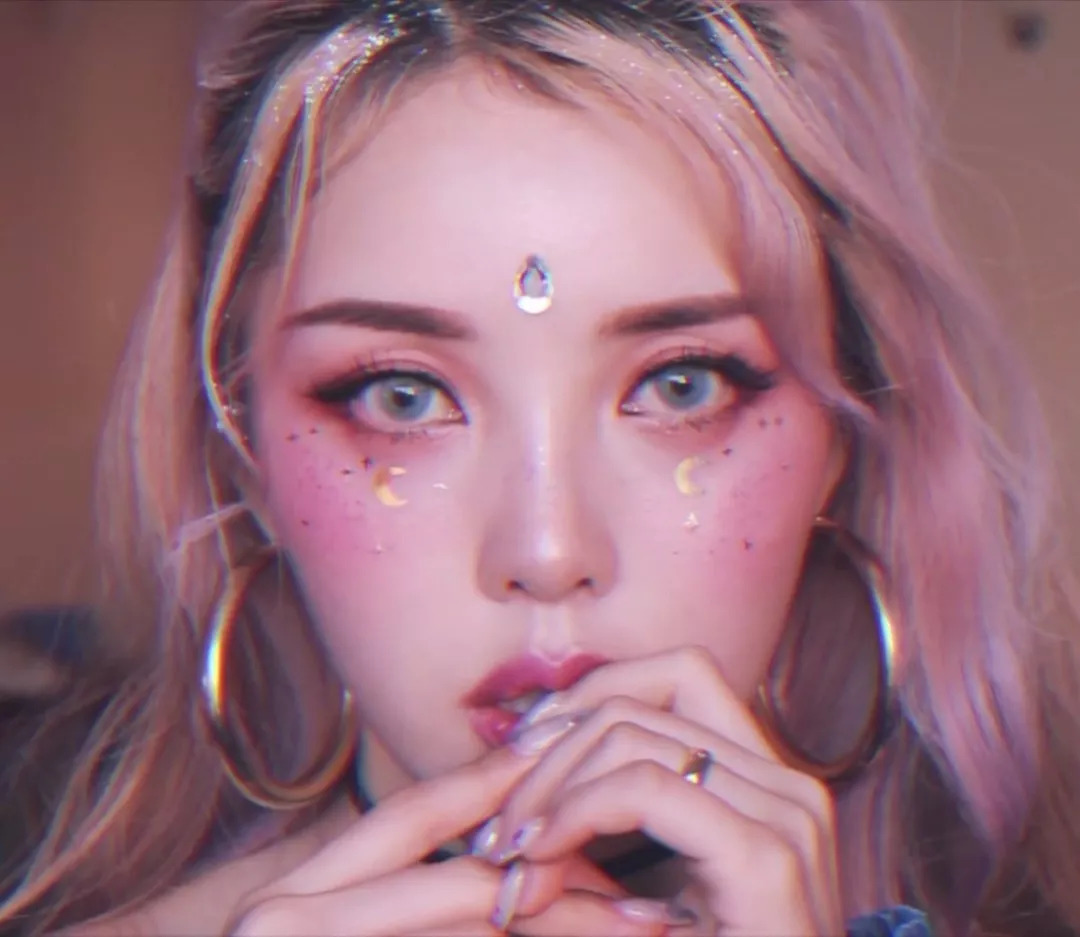 UltraChina凉了没关系，这有一份音乐节美妆攻略