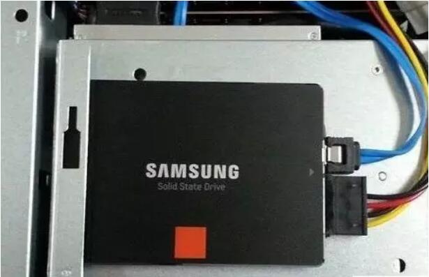 台式电脑怎么安装固态硬盘教程,台式电脑安装固态硬盘详细教程