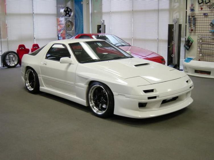 买一辆昂克赛拉首付多少,买马自达昂克赛拉2.0落地多少钱