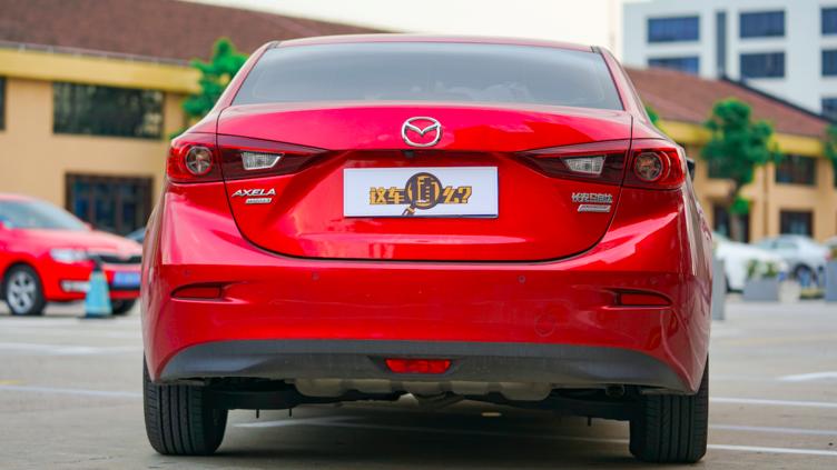 买一辆昂克赛拉首付多少,买马自达昂克赛拉2.0落地多少钱