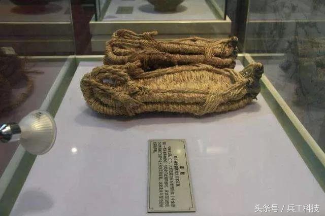 抗战中日士兵装备对比,二战时期的日军军靴