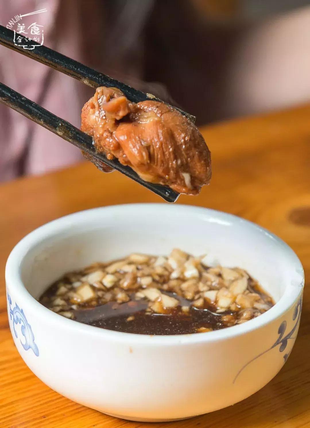 3斤半鸡肉做锅底！天津真理道这家接地气老店，烤串更是有名气！