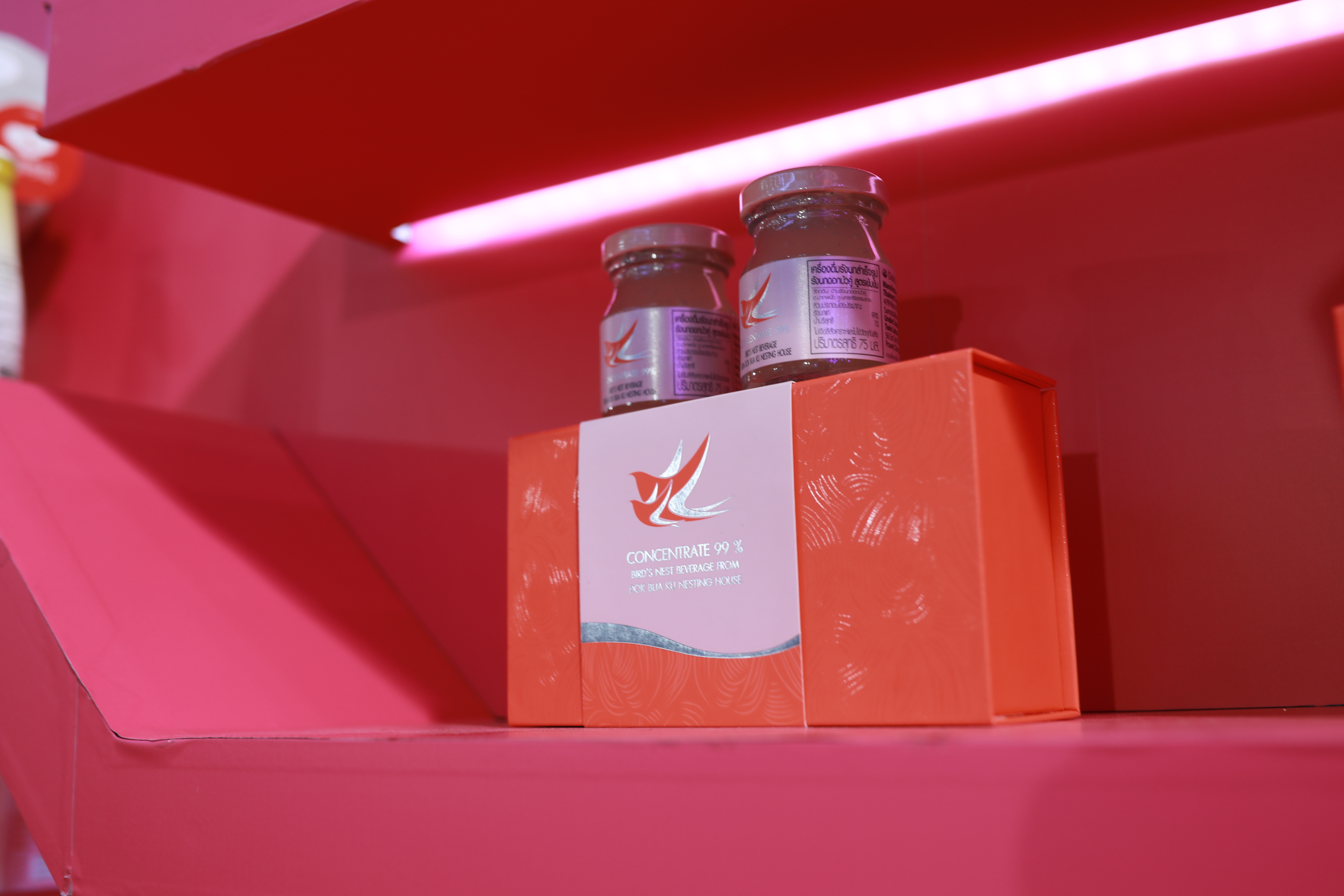 泰养生了bar!泰国双莲线下快闪店引爆上海日月光中心广场