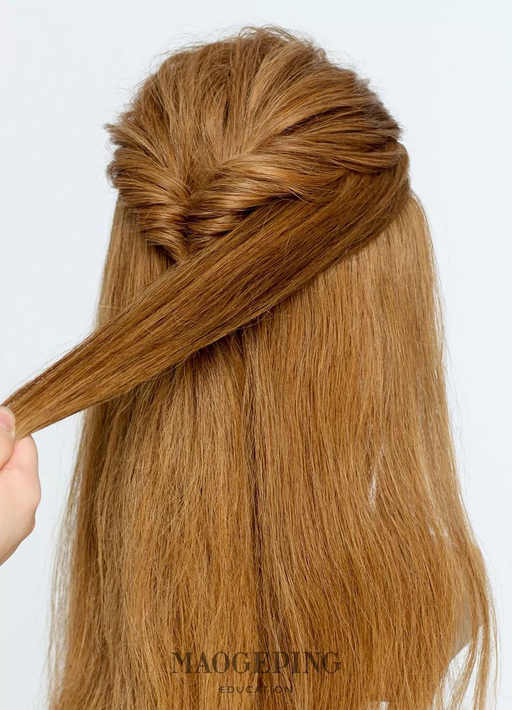 女童8-9岁中短发怎么扎简单又漂亮,30岁短发怎么扎好看又简单漂亮