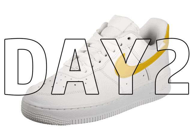 看完员工的鞋子，我哇地一声哭出来