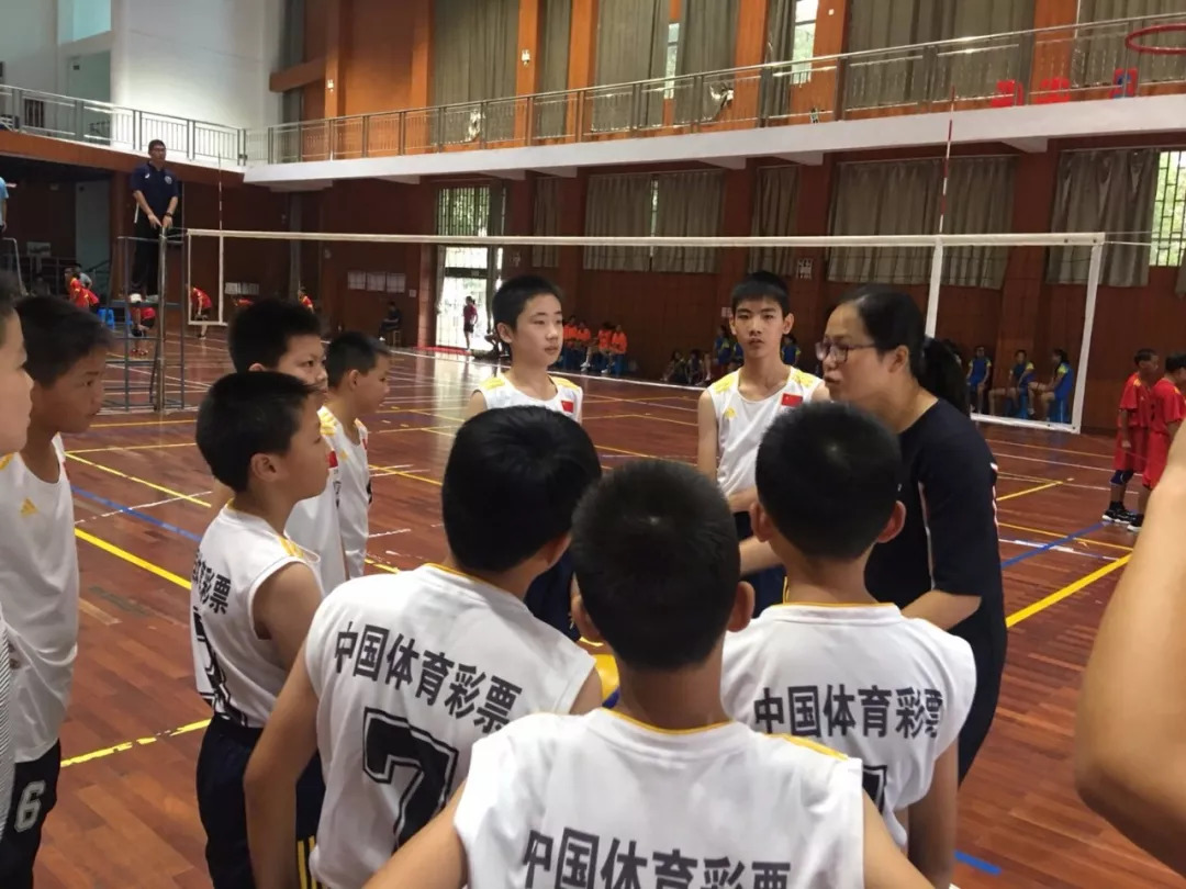 海门体育中心暑假,海门学校体育