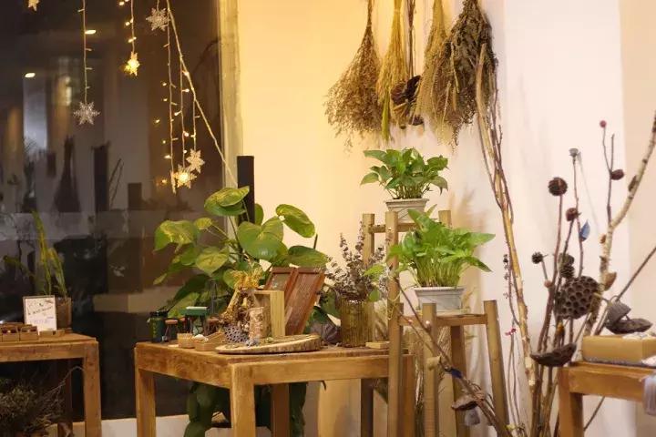 捡废弃东西做手工,32岁捡破烂