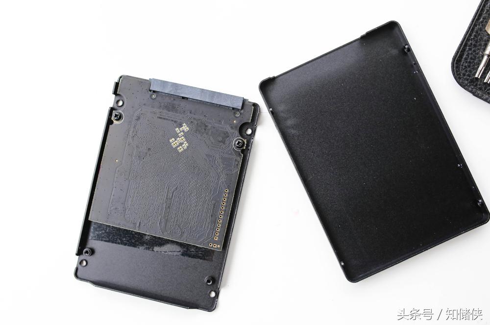 光威弈pcie4.0固态评测,国产固态硬盘光威弈系列120g评测