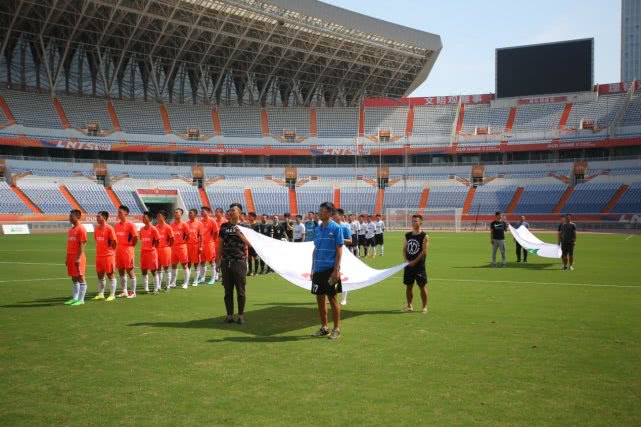 济南市首届足球邀请赛,济南市中青少年足球比赛