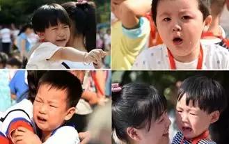 小孩子坐凳子幼儿园搞笑视频,孩子拿椅子当书包背的搞笑视频