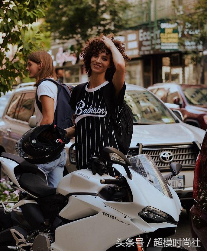 机车女孩杜卡迪,机车女孩杜卡迪959