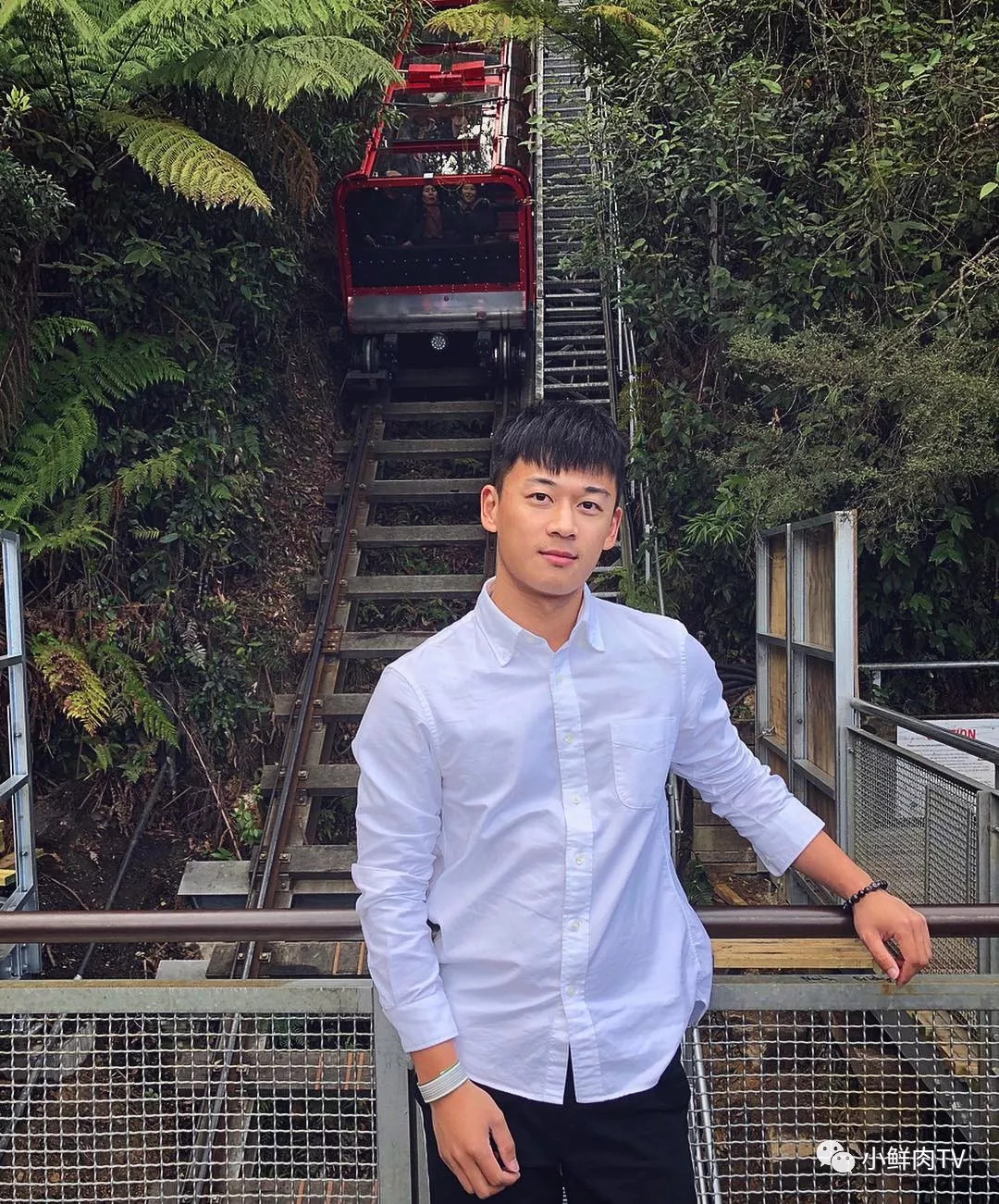 天菜气质男生,天菜长发摇滚男