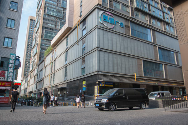 郑州凯德广场印象汇的体量,郑州凯德广场最新房价