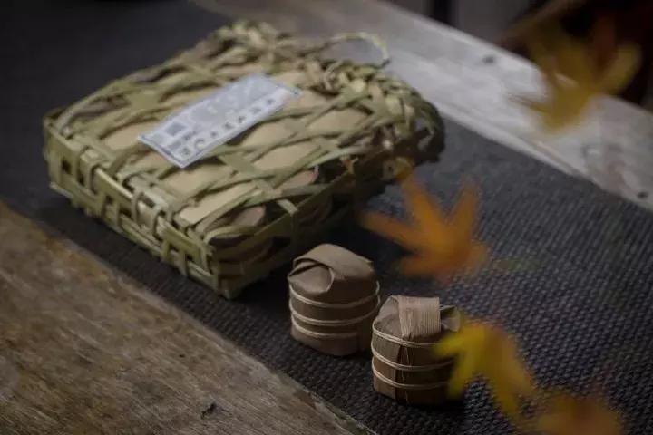 布朗山大树熟茶饼,布朗山大树茶饼