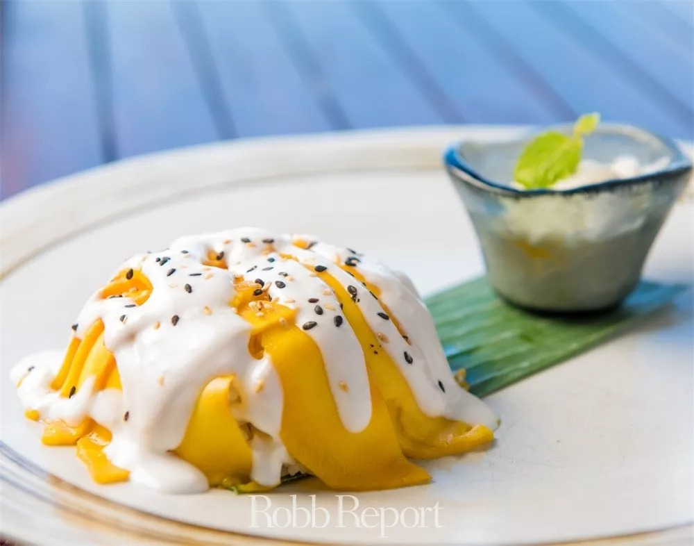 带你看世界的酒店,东方甄选看世界酒店