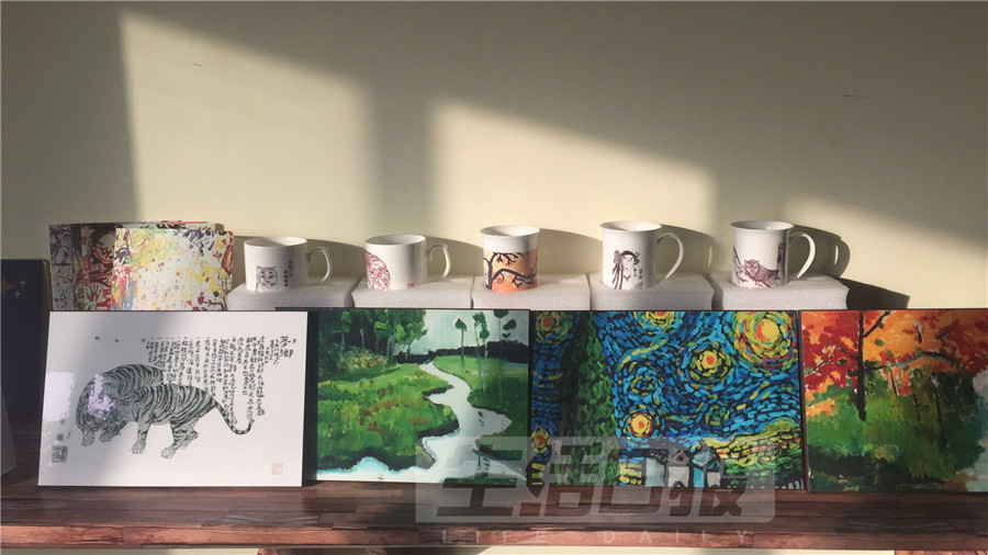 她带着特殊儿童学生去旅行，导游带队进玉器店，如今学校举步维艰