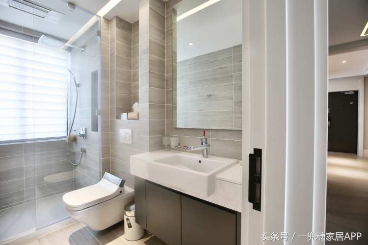 为了2个娃,我183㎡的家,没一个凸出来的柜门把手