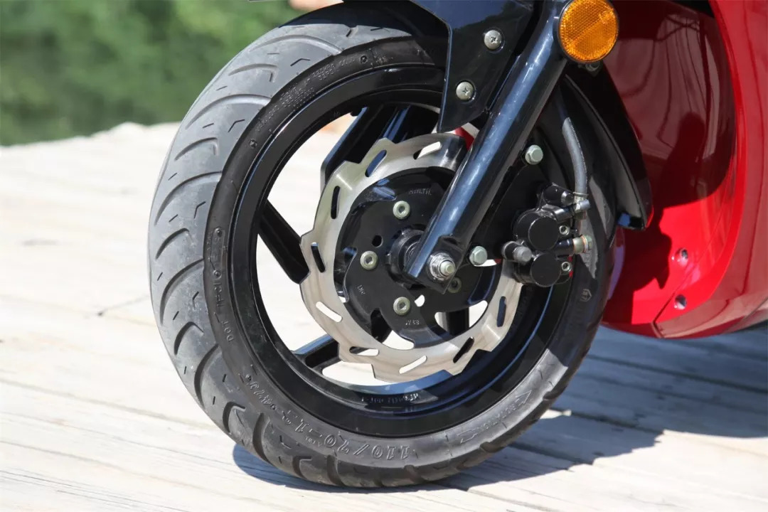 最值得购买的三款150s踏板都有谁,车评推荐10万元以下车型