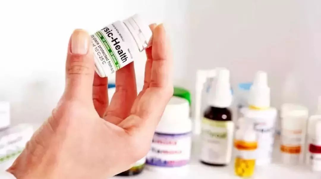 家长注意了这类药不能给小孩吃,国家药监局禁止小儿用的感冒药