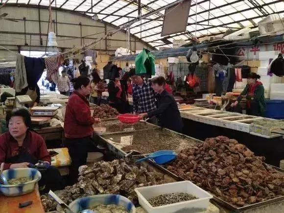 开海了！抖音上的小姐姐，来烟台吧！海鲜管够……