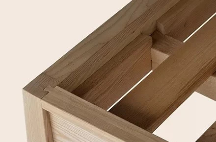 买什么木头的床最好?教你分清真假实木床!