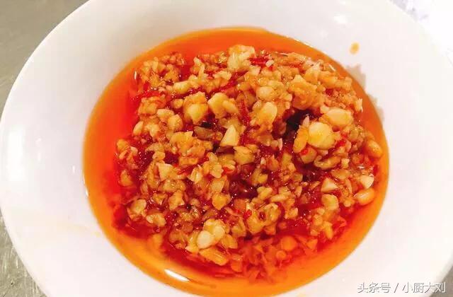 烤生蚝扇贝蛏子蒜蓉做法教程,蒜蓉烤生蚝扇贝唯美食不可辜负