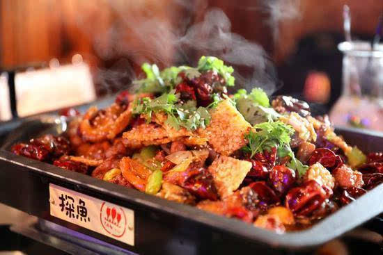 探鱼龙湖天街西安,探鱼创意产业园探店