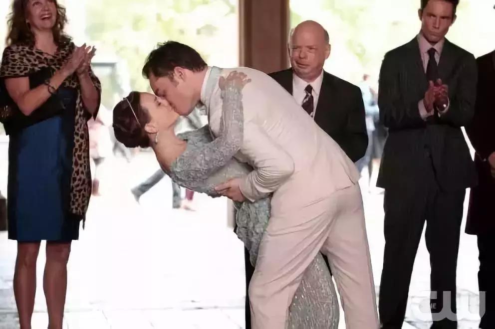 这么狗血的剧情完整版,这么狗血的剧情