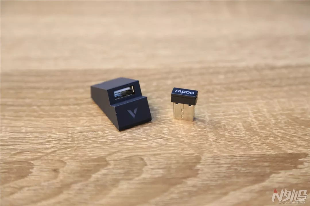 雷柏vt960双模鼠标评测,雷柏鼠标vt950滚轮有问题