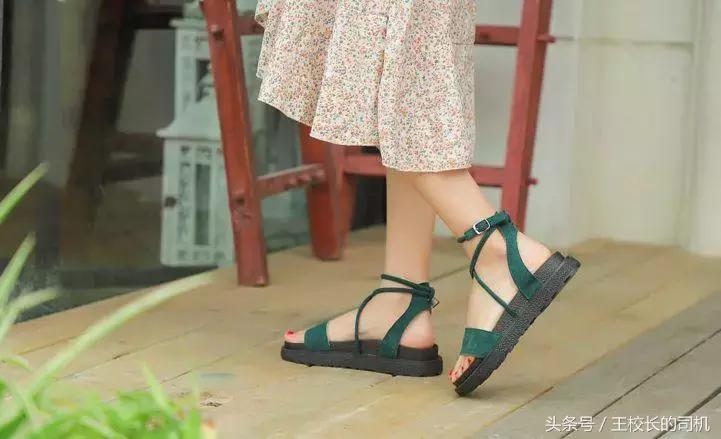 淘宝女士鞋子夏天,夏天在淘宝上卖什么比较好