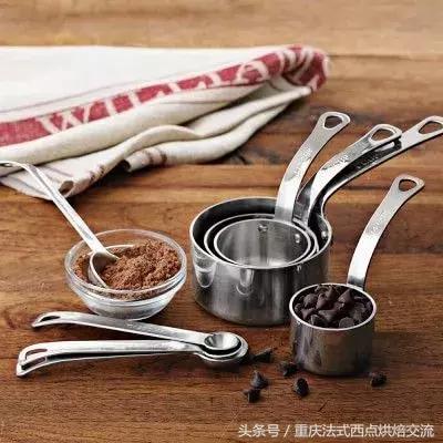 烘焙西点最基础的有哪些,烘焙师需要什么条件