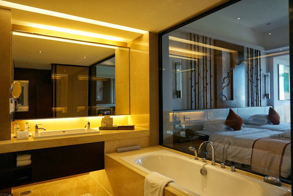 四人海口行，吃喝玩乐心情无限好