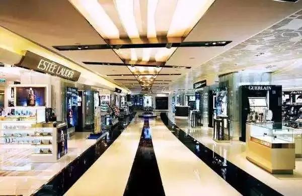 出国免税店最多能买多少东西,出国旅游免税店能买多少