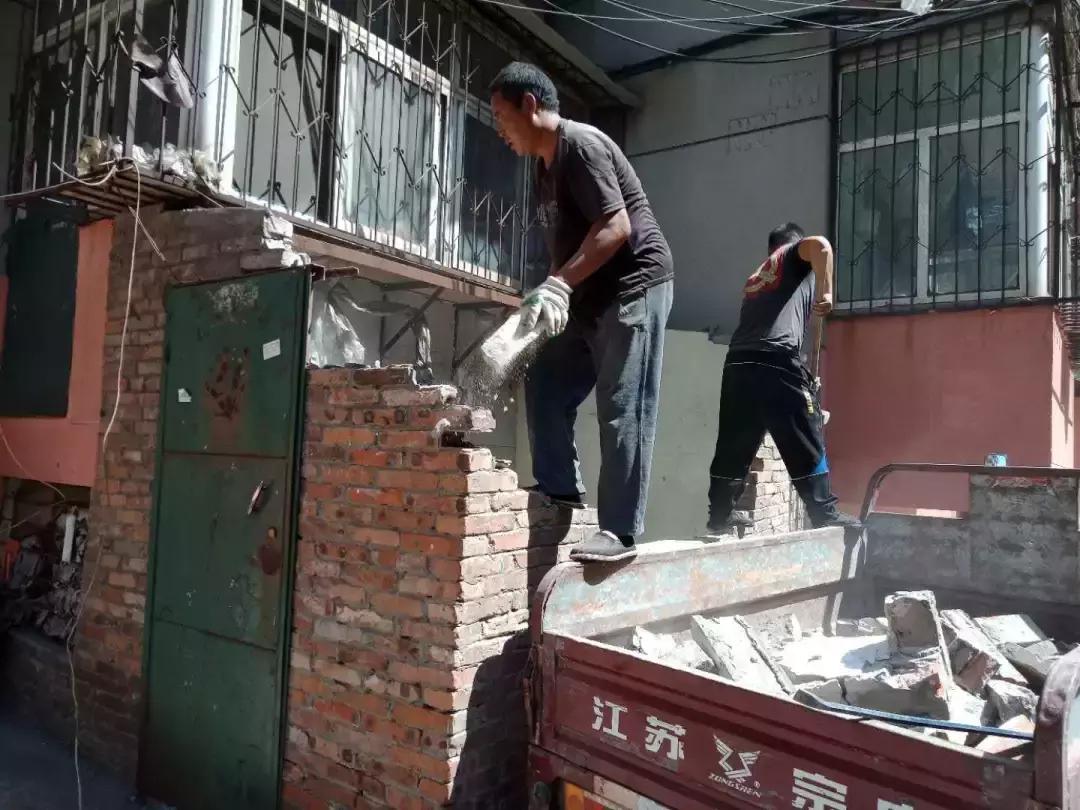 现场直播拆违建,复兴区拆违建最新消息