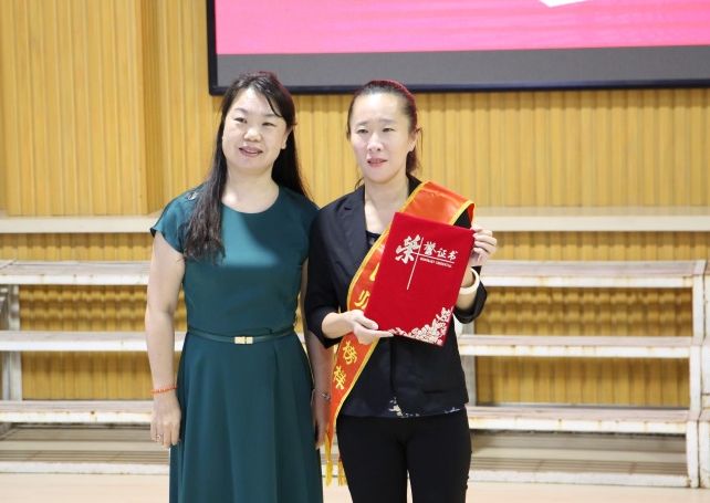 「幸福五小教师节活动」弘扬高尚师德潜心立德树人——丰台五小教育集团热烈庆祝第34个教师节暨表彰大会