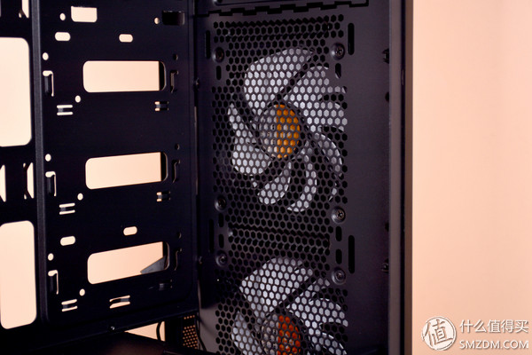 Ryzen性价比配置，搭配金河田预见21+静音机箱，成品很不错